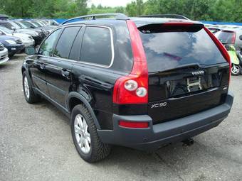 2005 Volvo XC90 Images