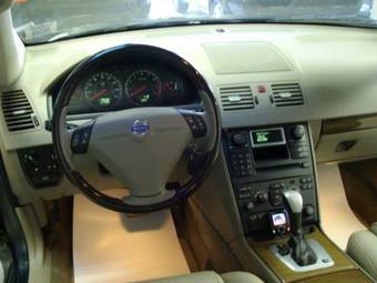 2005 Volvo XC90 Pictures