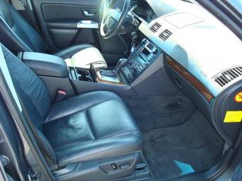 2005 Volvo XC90 Pictures