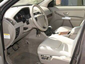 2005 Volvo XC90 Images