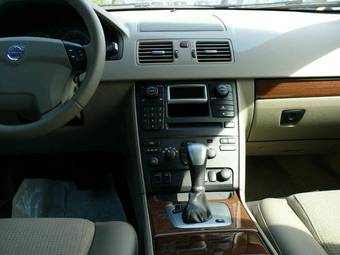 2005 Volvo XC90 Photos