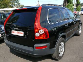 2005 Volvo XC90 Photos