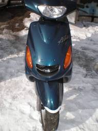 2000 Yamaha AXIS Photos