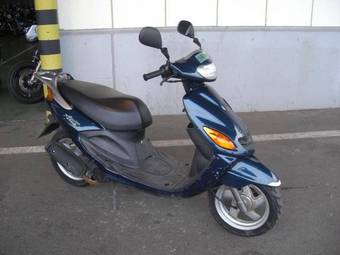 2001 Yamaha AXIS Photos