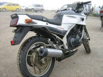 1992 Yamaha FZ Photos