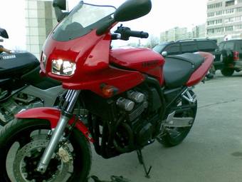 1997 Yamaha FZ Photos