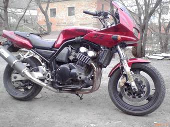 1997 Yamaha FZ Pictures