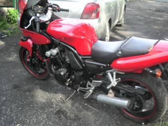 1997 Yamaha FZ Photos