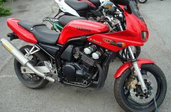 1997 Yamaha FZ Photos