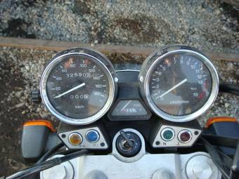 2000 Yamaha FZ Pics