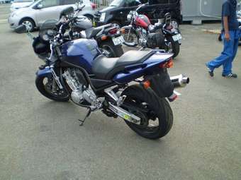 2005 Yamaha FZ Pics