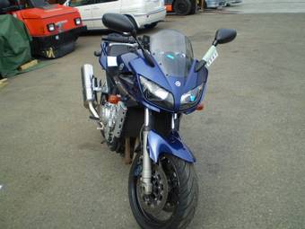 2005 Yamaha FZ Photos