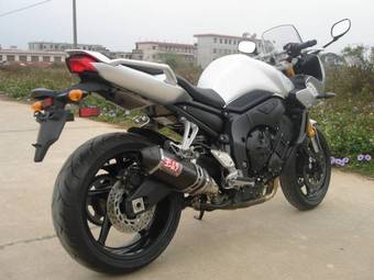 2005 Yamaha FZ Pictures