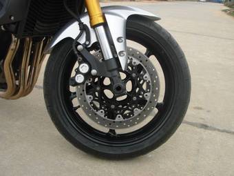 2005 Yamaha FZ Photos