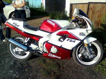 1990 Yamaha FZR250R Pics