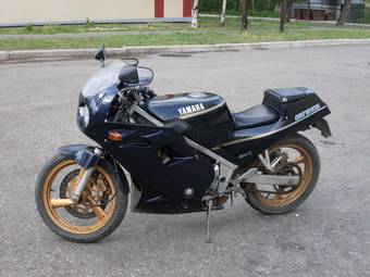 1995 Yamaha FZR250R Photos