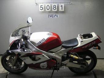 1992 Yamaha FZR400RR Photos