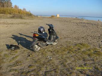 2001 Yamaha GRAND AXIS100 YA100W Pictures