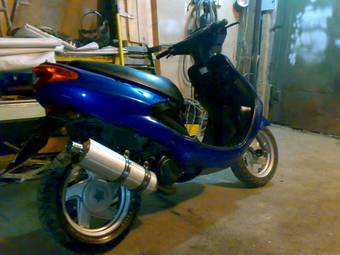 2001 Yamaha GRAND AXIS100 YA100W Photos