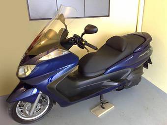 2005 Yamaha Majesty Photos