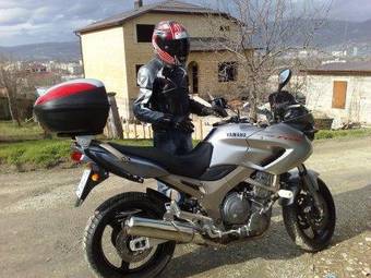 2002 Yamaha TDM Pictures