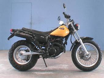 2002 Yamaha TW Pics