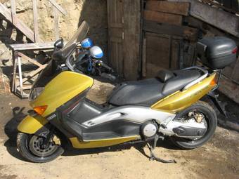 2002 Yamaha V-max Pictures