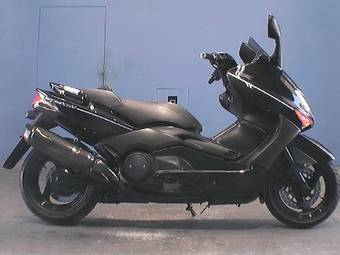 2003 Yamaha V-max Pictures