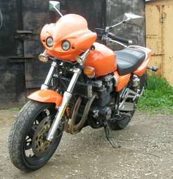 1995 Yamaha XJR1200 Pictures