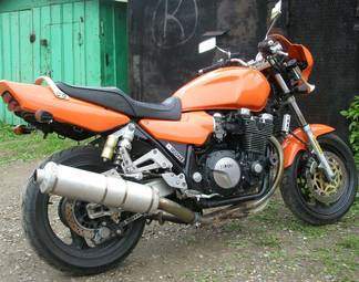 1995 Yamaha XJR1200 Photos