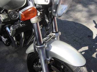 1998 Yamaha XJR1200 Photos