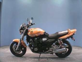 2002 Yamaha XJR1300 Images
