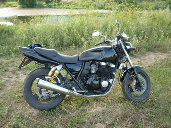 1996 Yamaha XJR400 Pictures