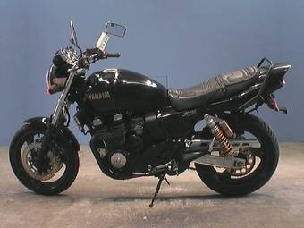 1999 Yamaha XJR400R II Pictures
