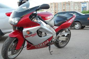 1998 Yamaha YZF Pictures