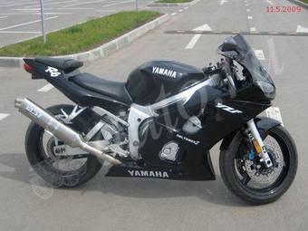 1999 Yamaha YZF Pictures