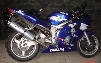 1999 Yamaha YZF Photos