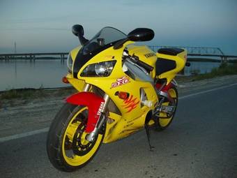 2000 Yamaha YZF