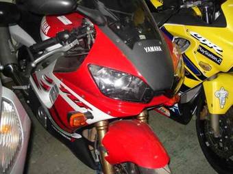 2001 Yamaha YZF Pictures