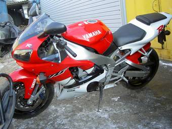 2001 Yamaha YZF Pictures