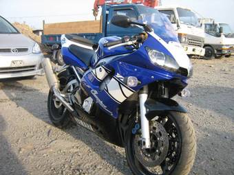 2001 Yamaha YZF Pictures