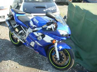 2001 Yamaha YZF Photos