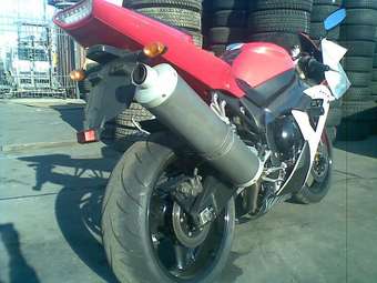 2002 Yamaha YZF Photos