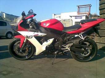 2002 Yamaha YZF Pictures