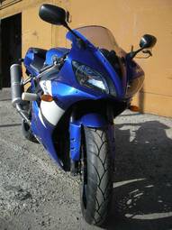 2002 Yamaha YZF Pictures