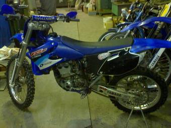 2003 Yamaha YZF Pictures