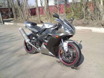 2003 Yamaha YZF Pictures