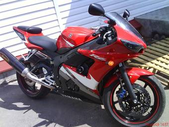 2003 Yamaha YZF Pictures