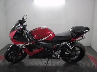 2004 Yamaha YZF Pictures