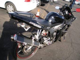 2005 Yamaha YZF Pictures
